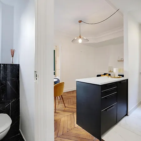 Charming -1br 4p- Bastille *