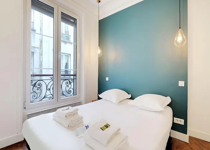 Charming -1br 4p- Bastille *