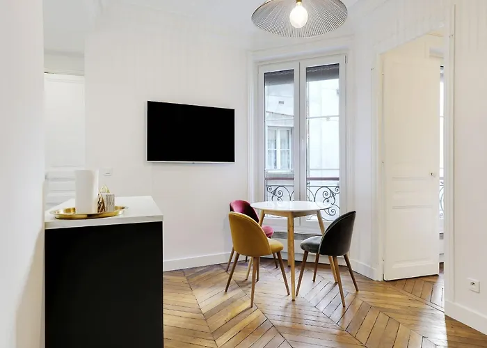 Charming -1br 4p- Bastille *