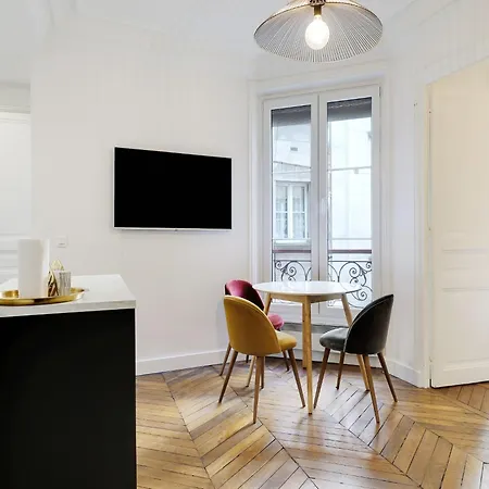Charming -1br 4p- Bastille *